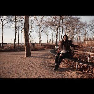 Meet your Posher, Yisel